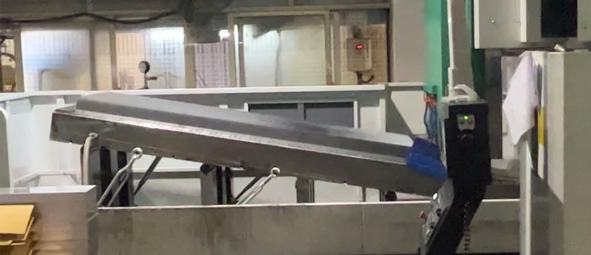 a longest large skived heat sink in skiving machine