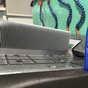 one-skived-heat-sink-in-production-on-skived-mahine