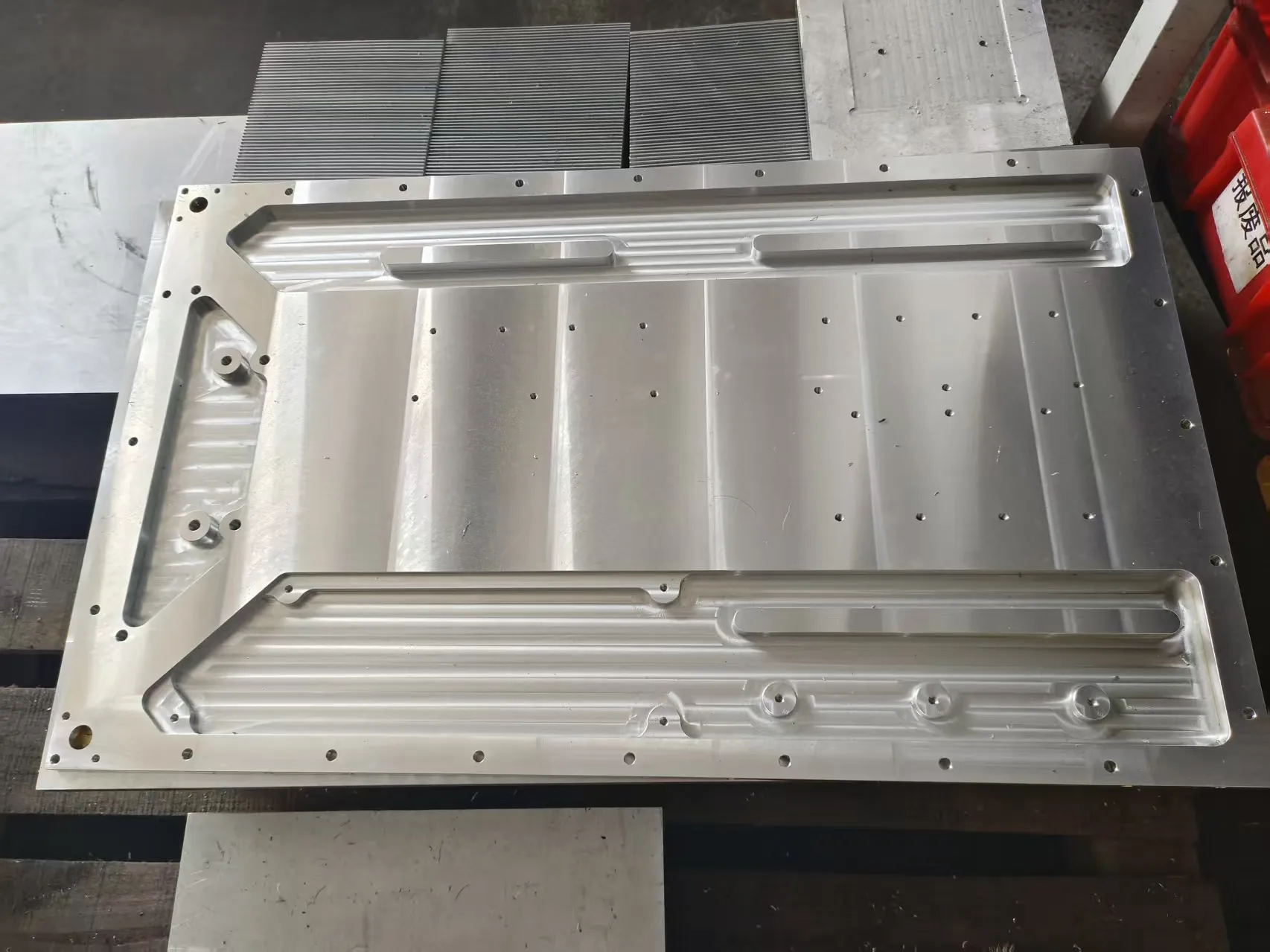 CNC machining process of aluminum liquid cold plate prototype for thermal validation